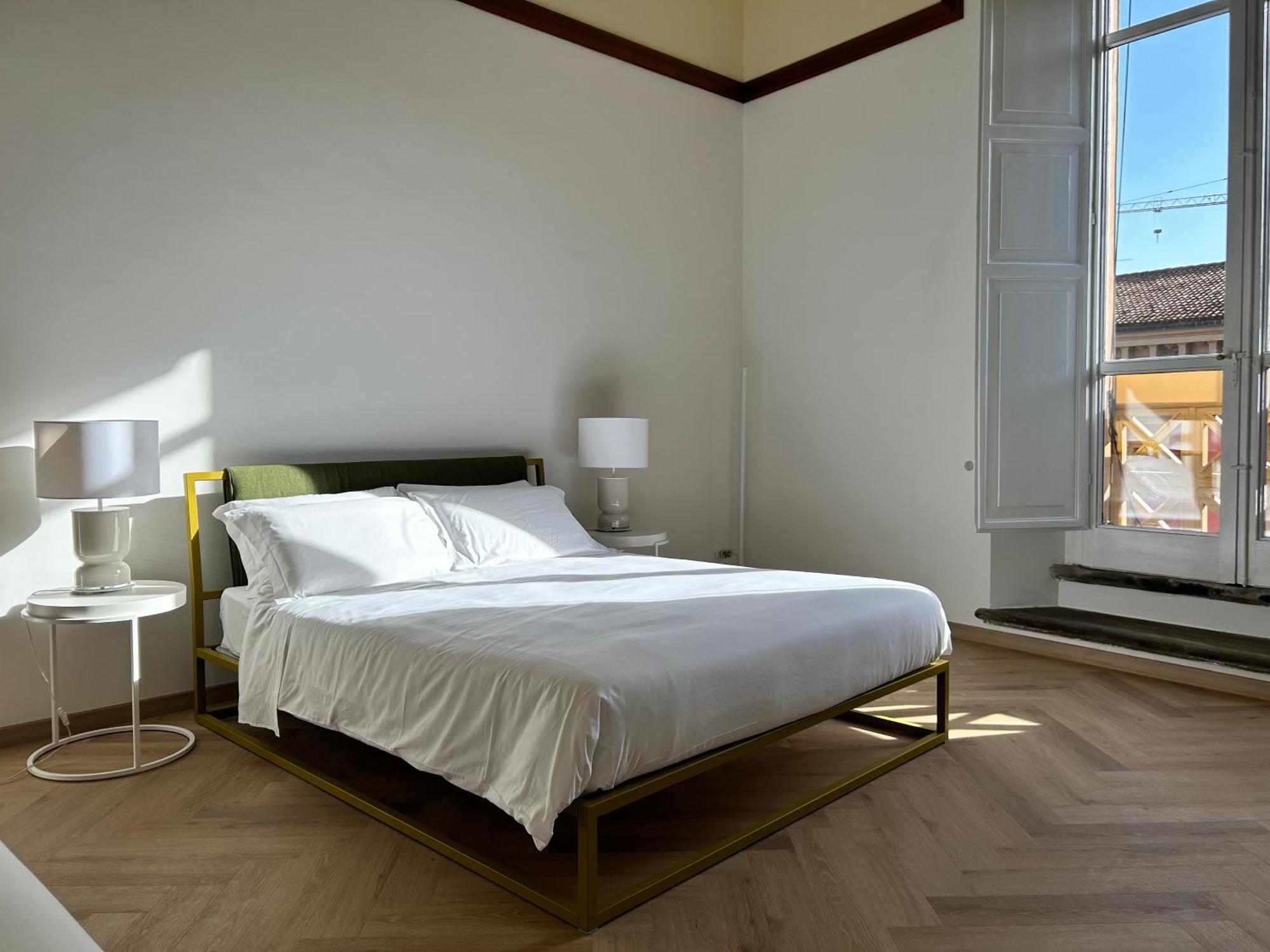 Frame Bologna Hotel ภายนอก รูปภาพ
